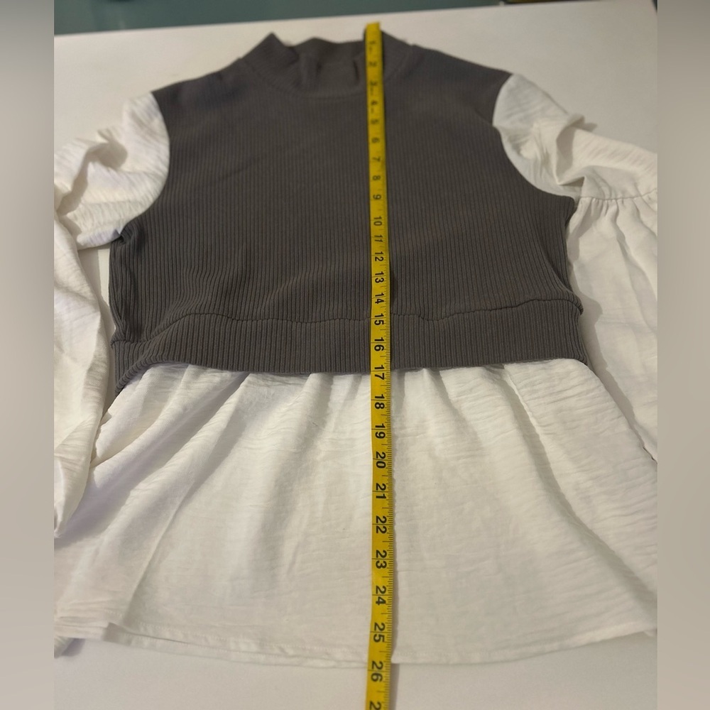 Patrizia Luca Milano Top lagenlook long bell sleeves Grey white size medium - Picture 13 of 15
